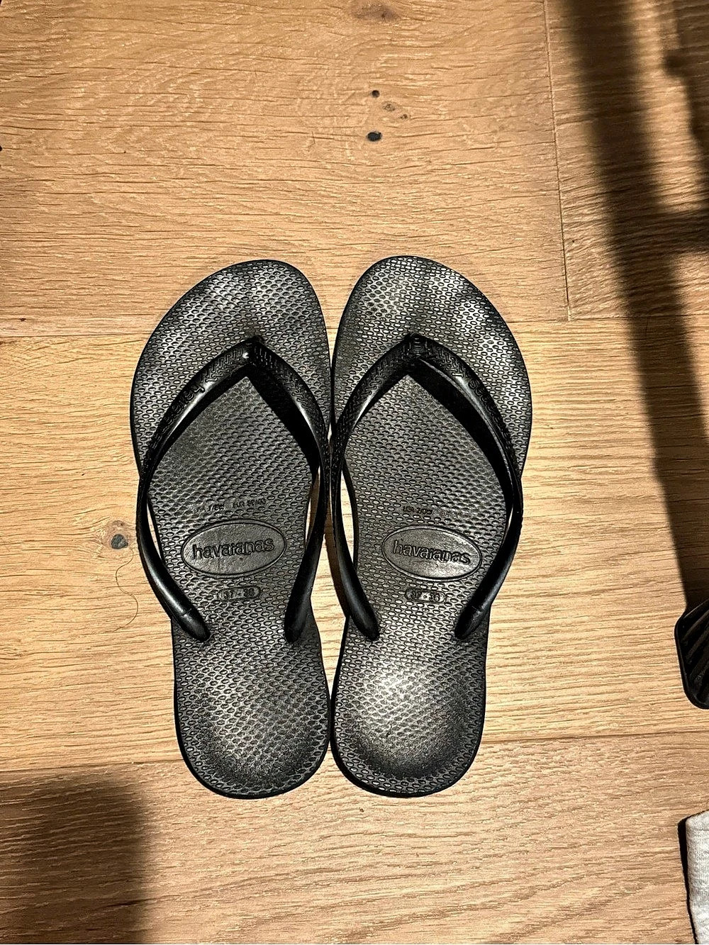 Havaianas Slim Flip Flops Black Sandals